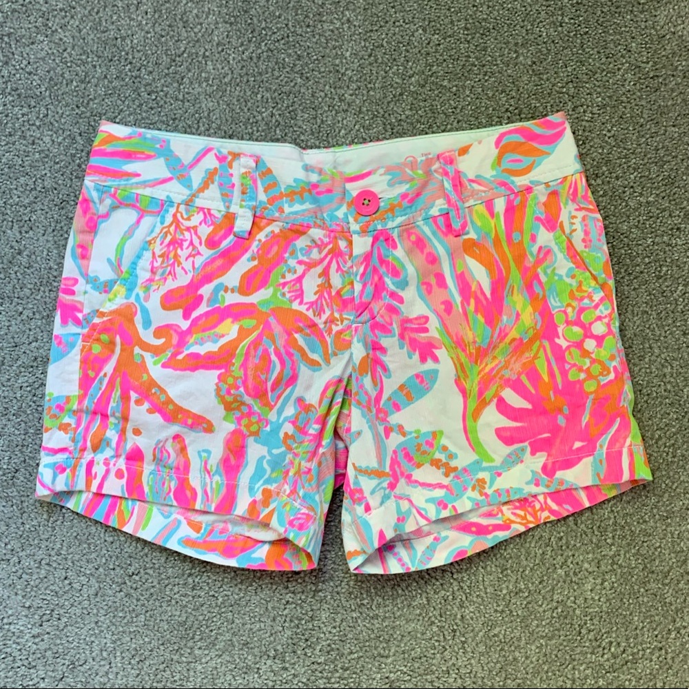 Lilly Pulitzer 3” patterned shorts